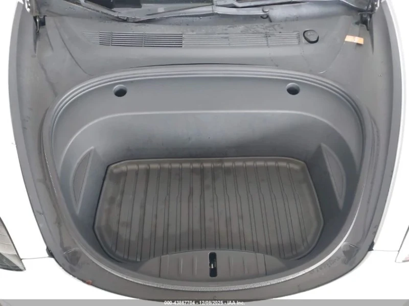 Tesla Model 3 STANDART RANGE PLUS, снимка 9 - Автомобили и джипове - 53198962