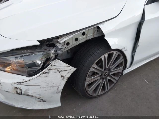 Mercedes-Benz CLA 250, снимка 6 - Автомобили и джипове - 48707476