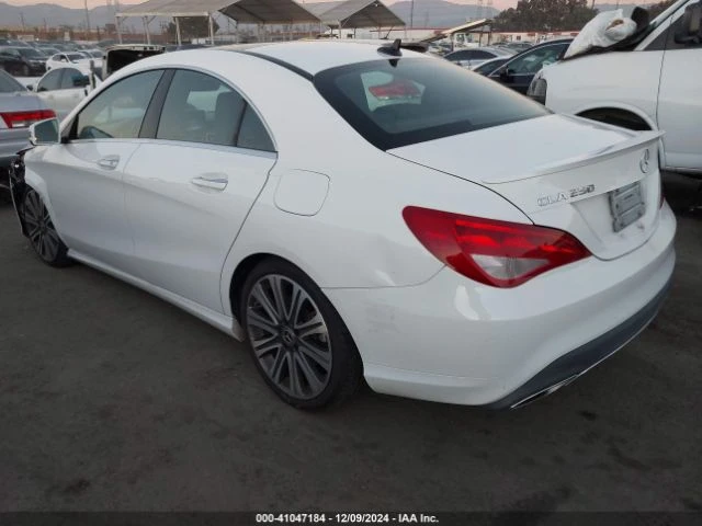 Mercedes-Benz CLA 250, снимка 3 - Автомобили и джипове - 48707476