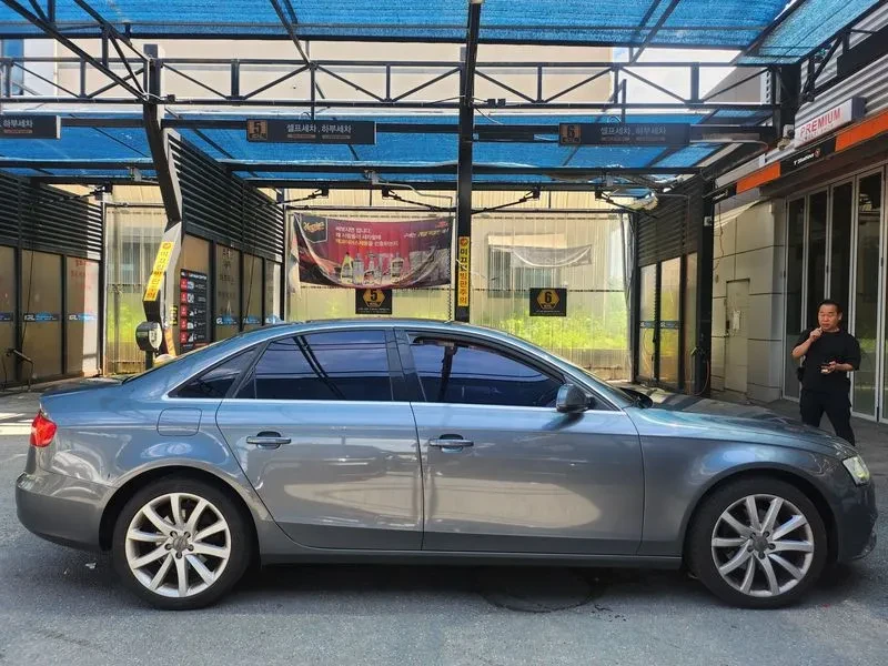 Audi A4 2.0 TDI Quattro, снимка 3 - Автомобили и джипове - 55009827