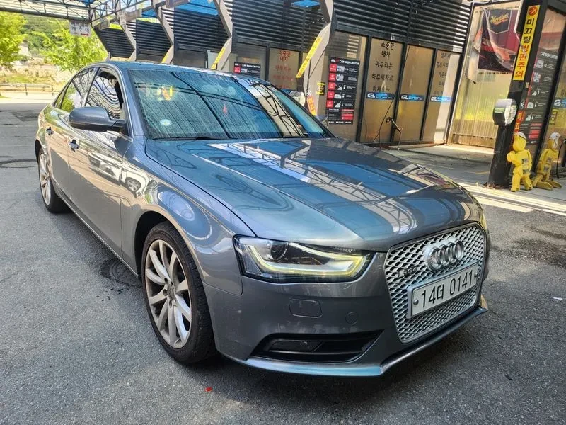 Audi A4 2.0 TDI Quattro, снимка 2 - Автомобили и джипове - 55009827