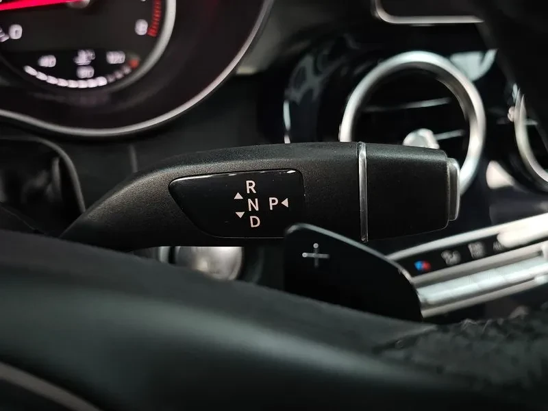 Mercedes-Benz C 200 САМО 30% АВАНС, снимка 9 - Автомобили и джипове - 56064940