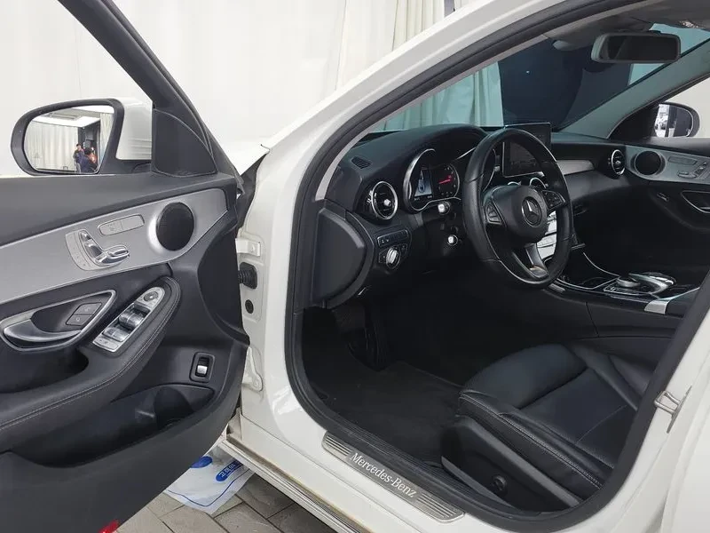 Mercedes-Benz C 200 САМО 30% АВАНС, снимка 10 - Автомобили и джипове - 56064940