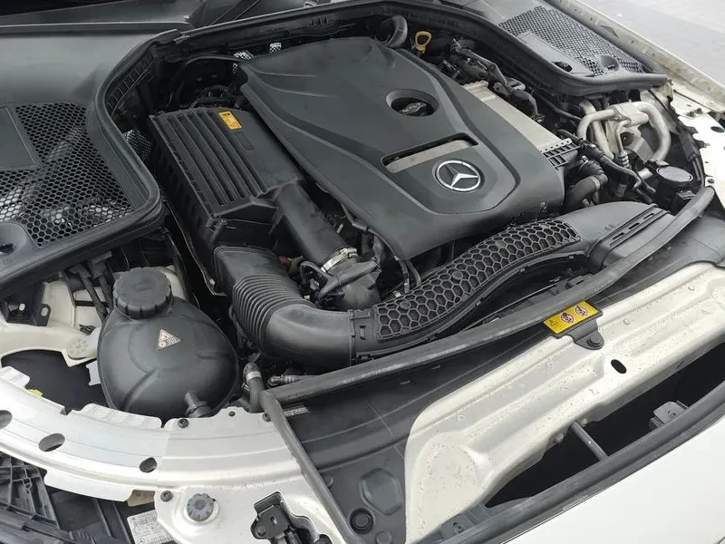 Mercedes-Benz C 200 САМО 30% АВАНС, снимка 6 - Автомобили и джипове - 56064940