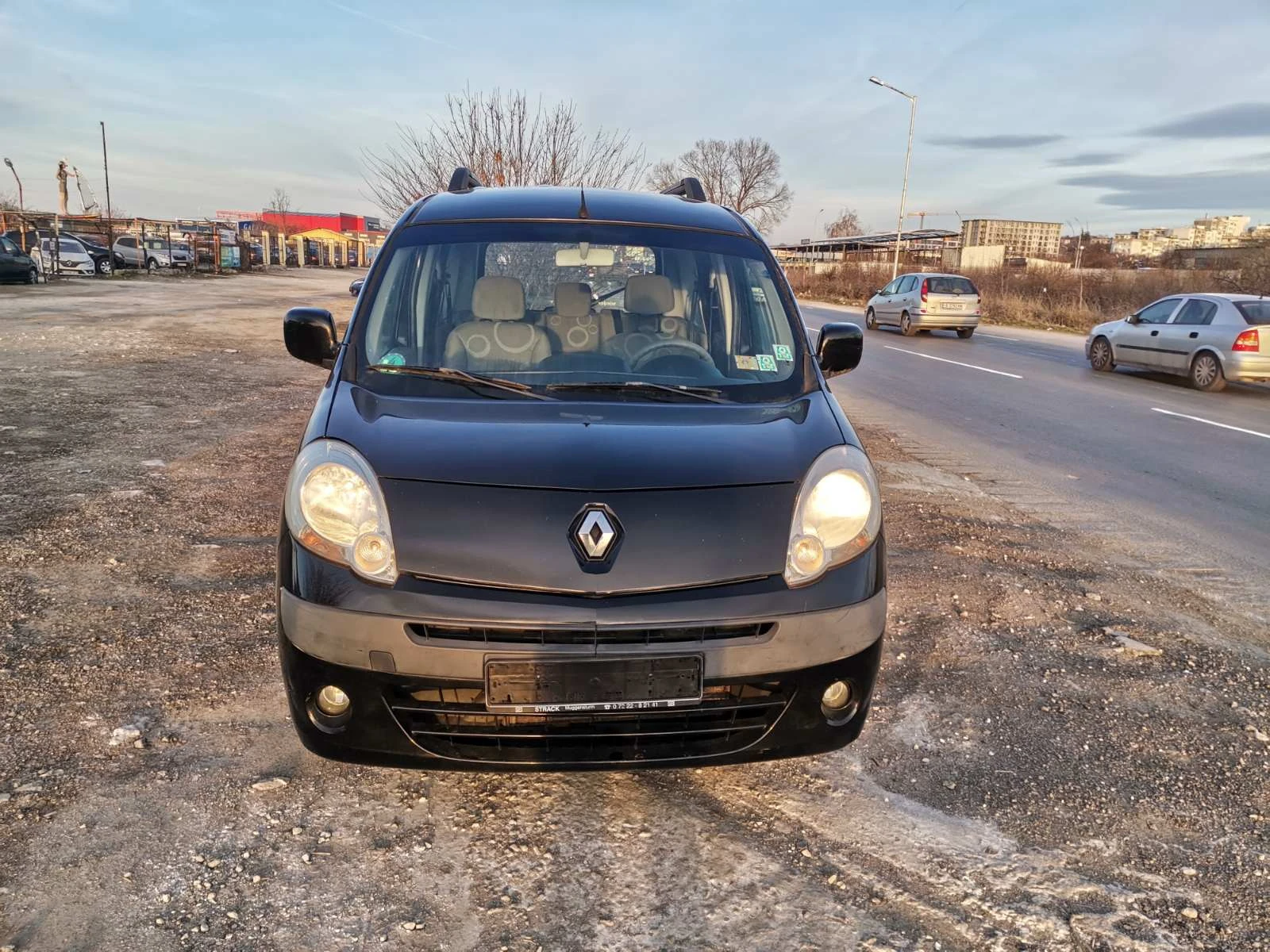 Renault Kangoo 1.6i/ПЕРФЕКТЕН - изображение 2