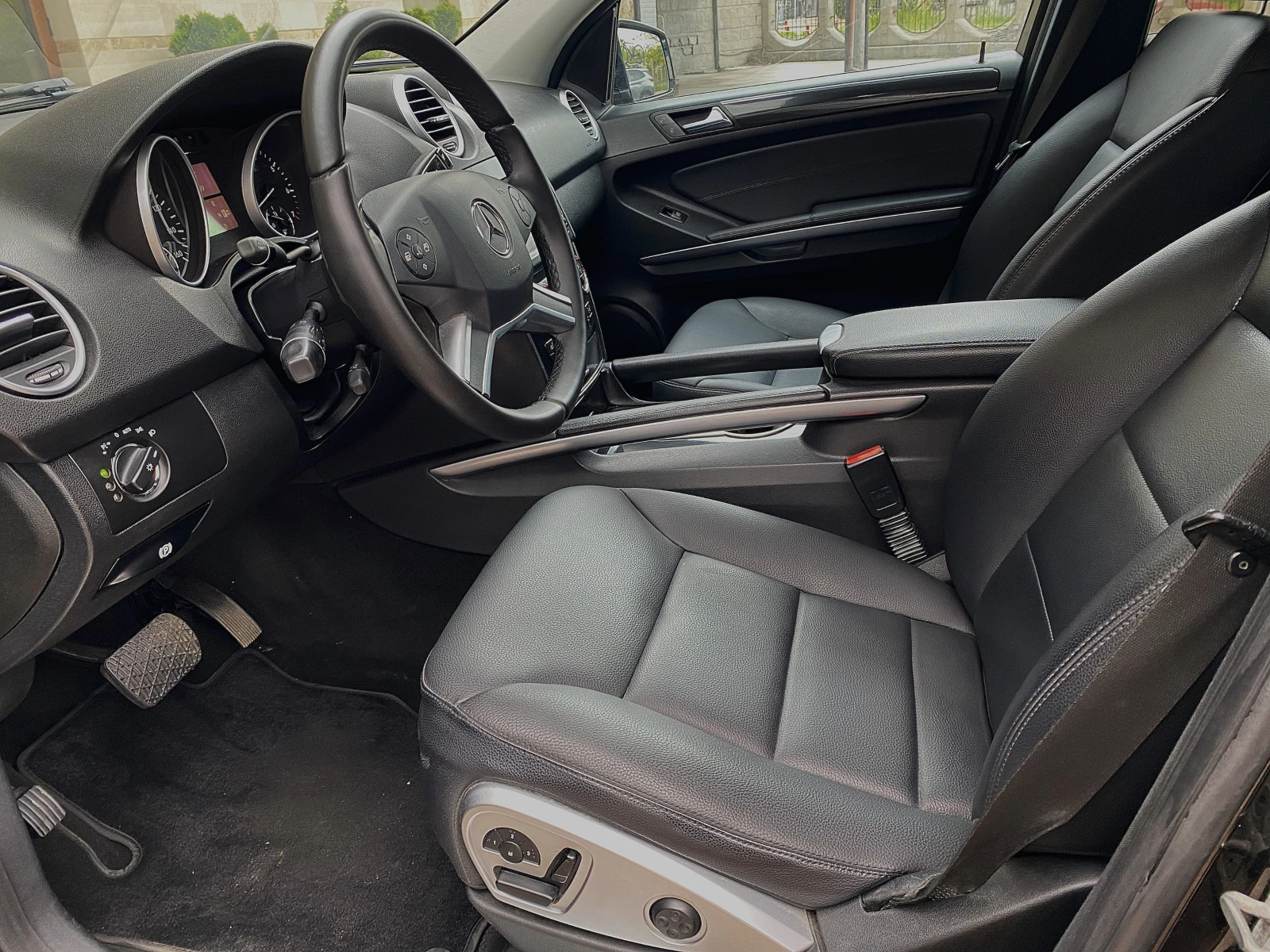Mercedes-Benz ML 550 5.5, AMG,  | Mobile.bg � ����������� 8
