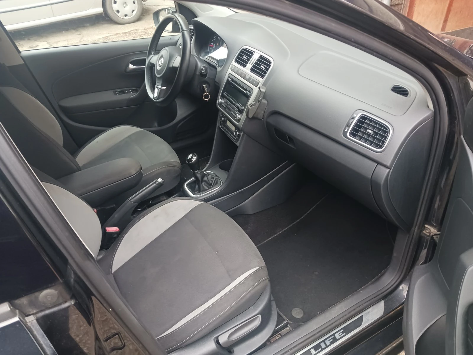 VW Polo 1.60 - изображение 10
