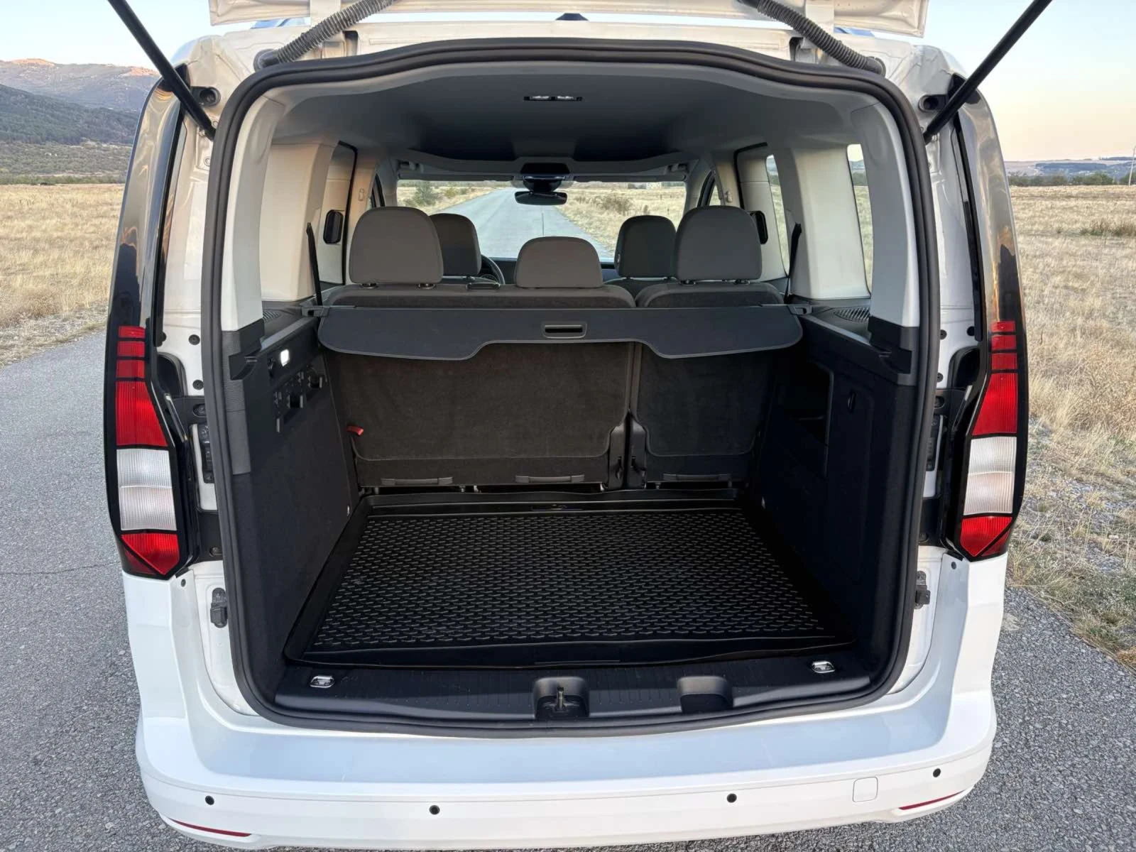 VW Caddy  - изображение 6