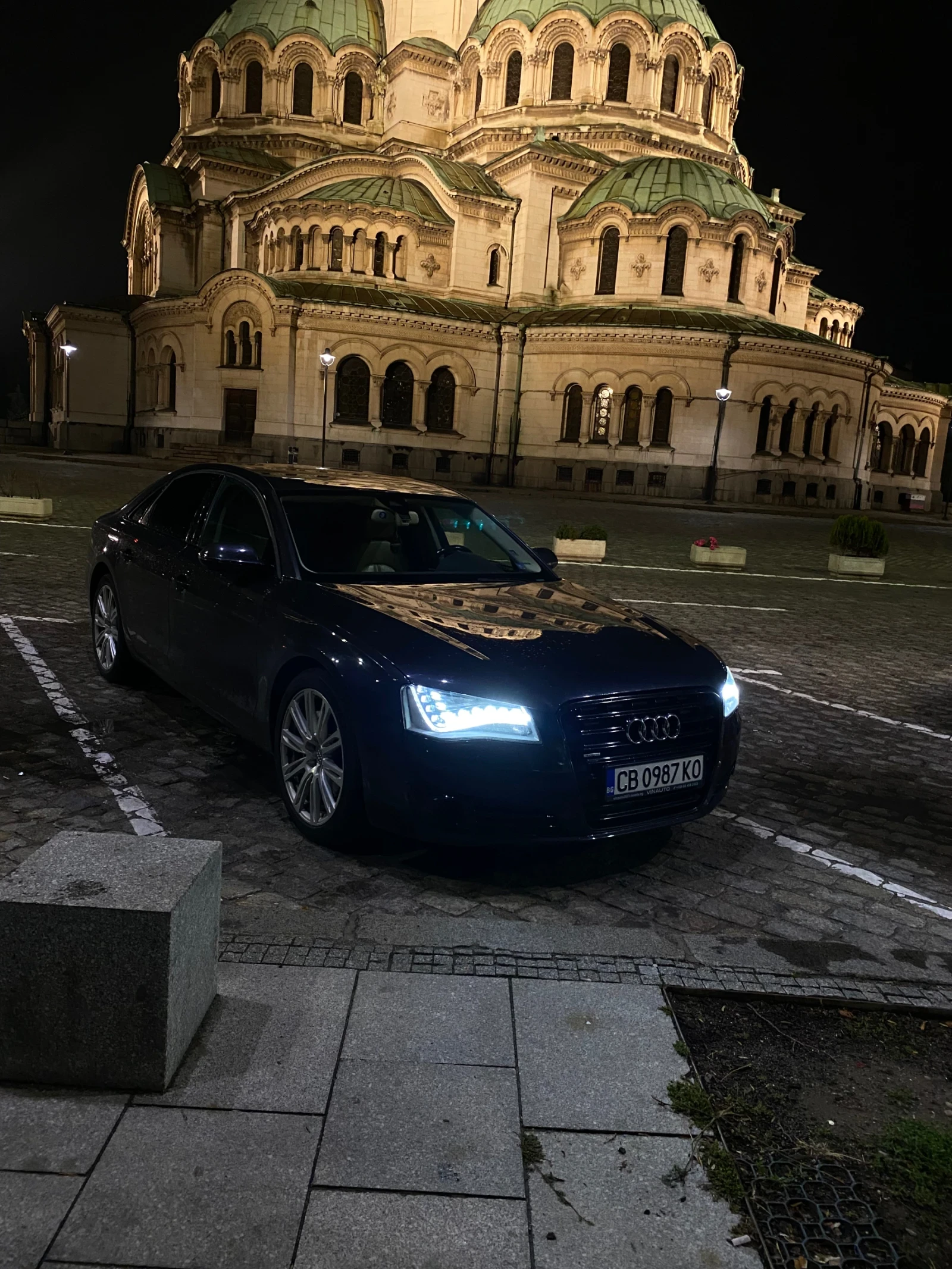 Audi A8  - изображение 2
