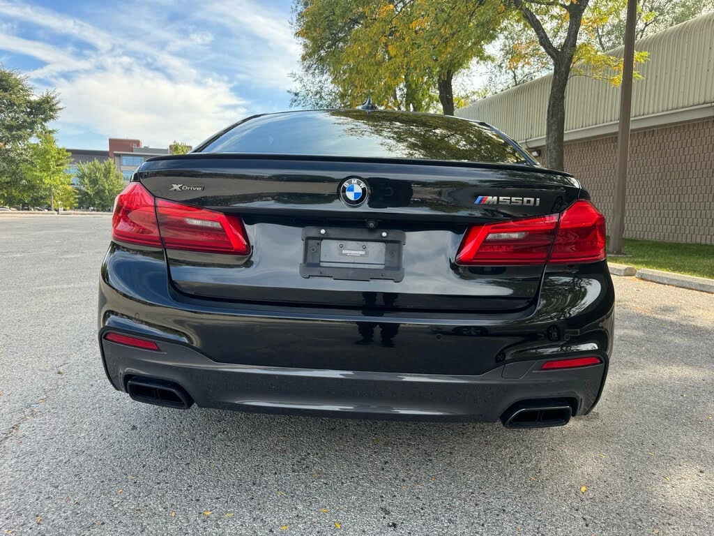 BMW 550 i * xDrive * AвтоКредит* (ЦЕНА ДО БГ) - изображение 5