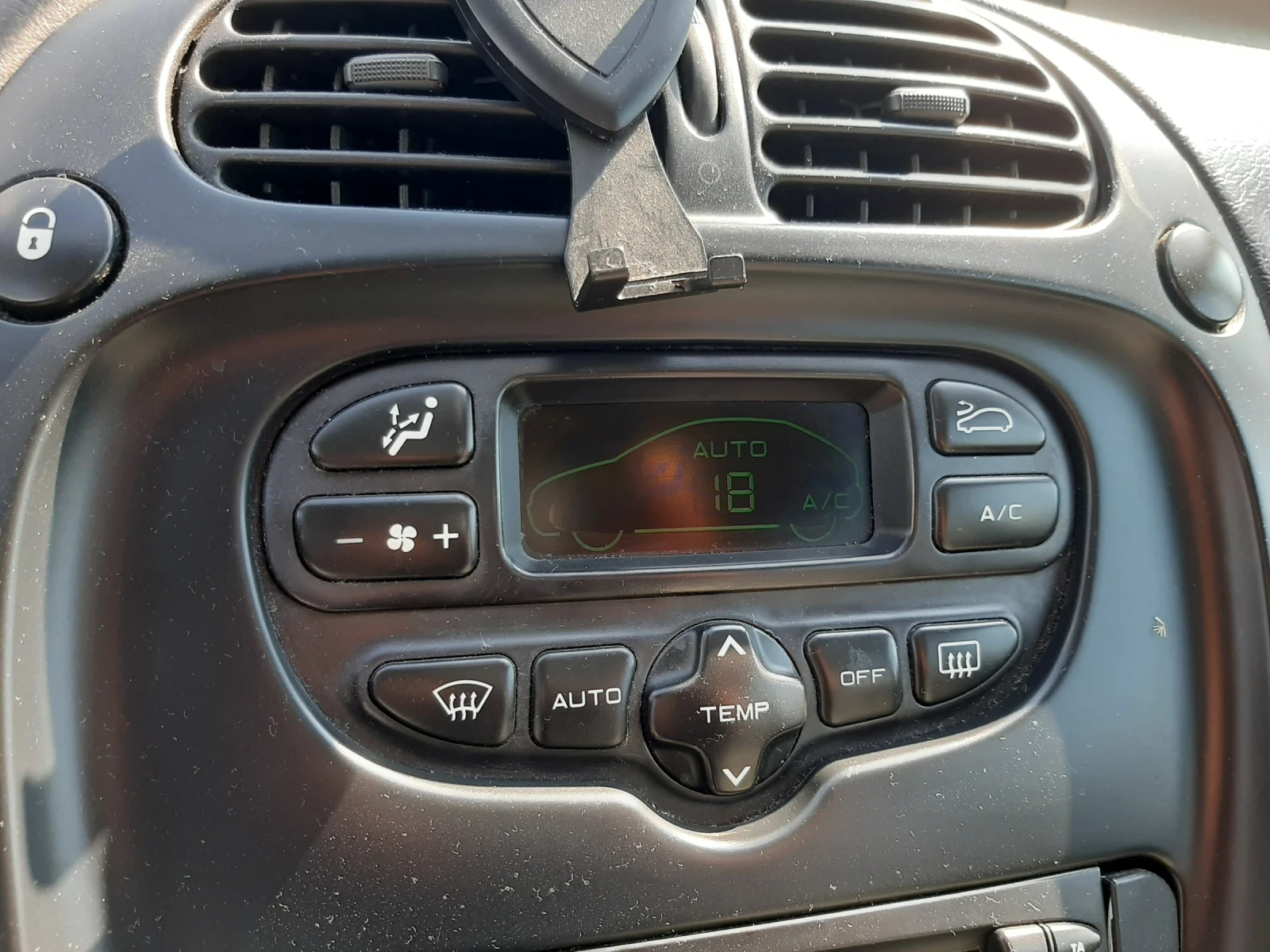 Citroen Xsara picasso 1.8 - изображение 9