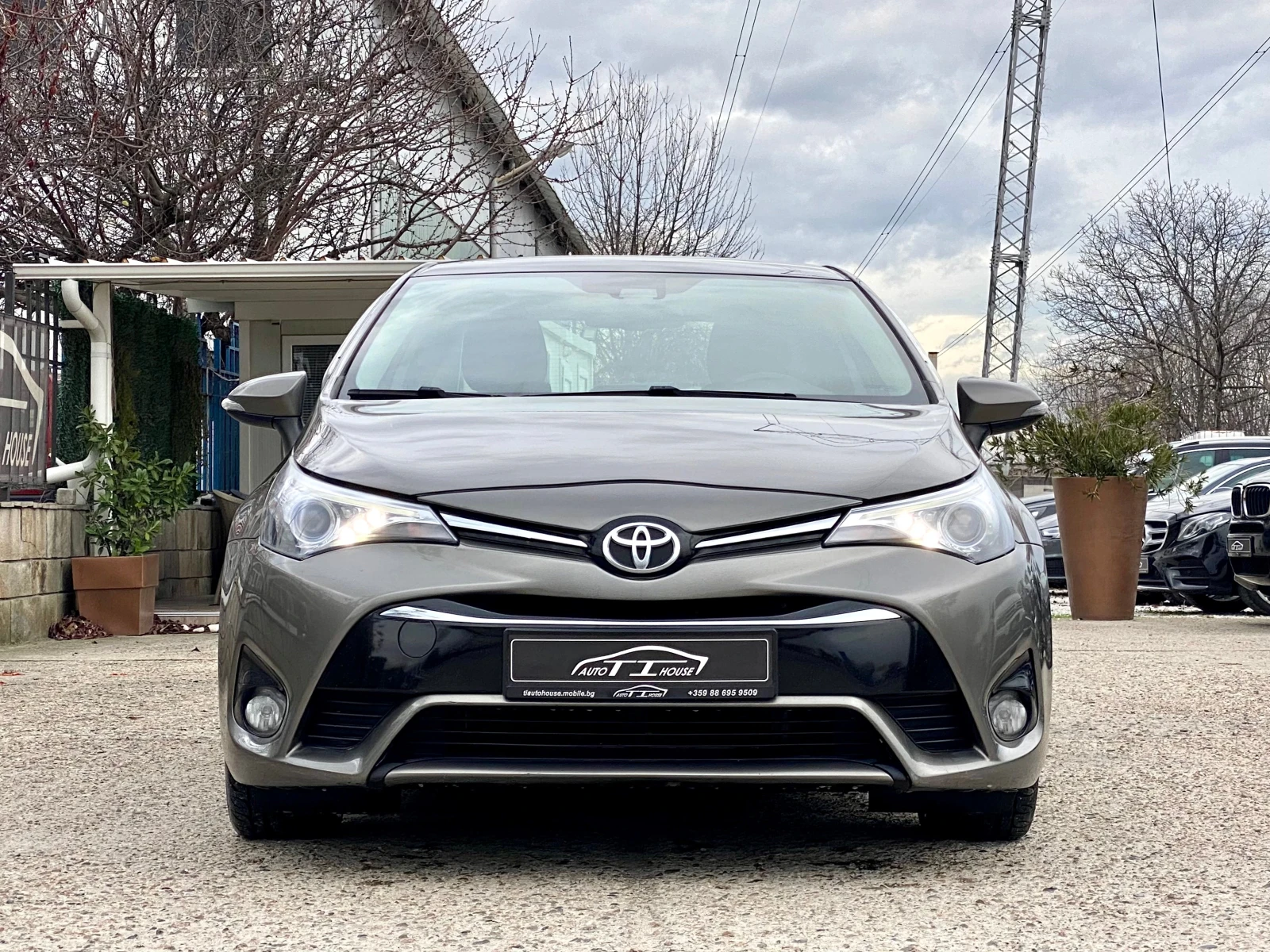 Toyota Avensis 2.0 D-4D - изображение 7