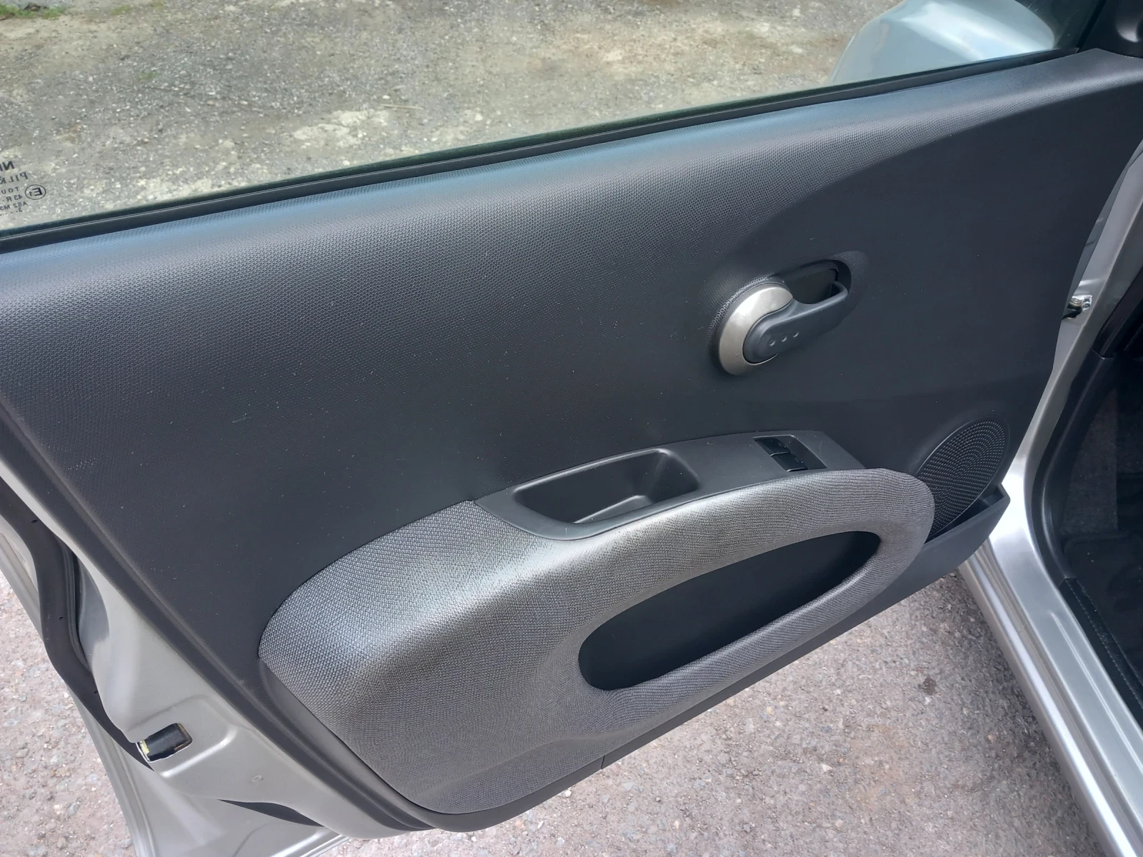 Nissan Micra 1, 2 clima, снимка 6 - Автомобили и джипове - 53922676