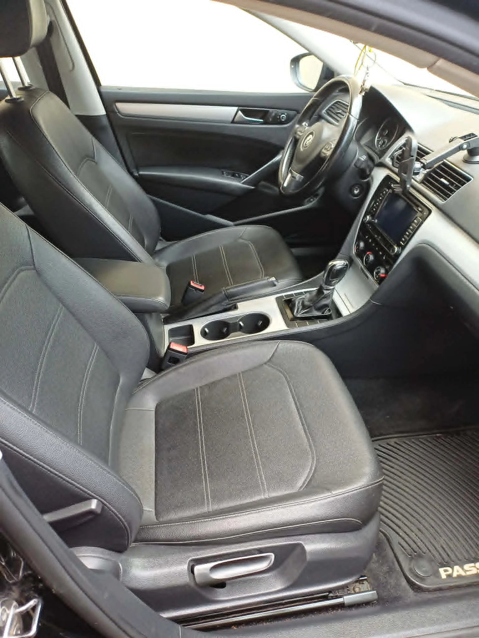 VW Passat SE - american version , снимка 5 - Автомобили и джипове - 54582048