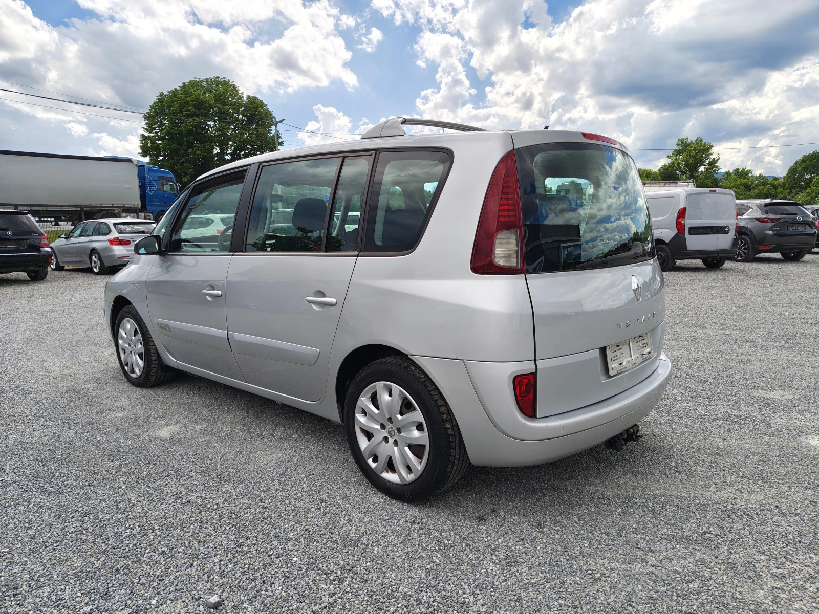 Renault Espace 2.2 DCI, снимка 4 - Автомобили и джипове - 54931791