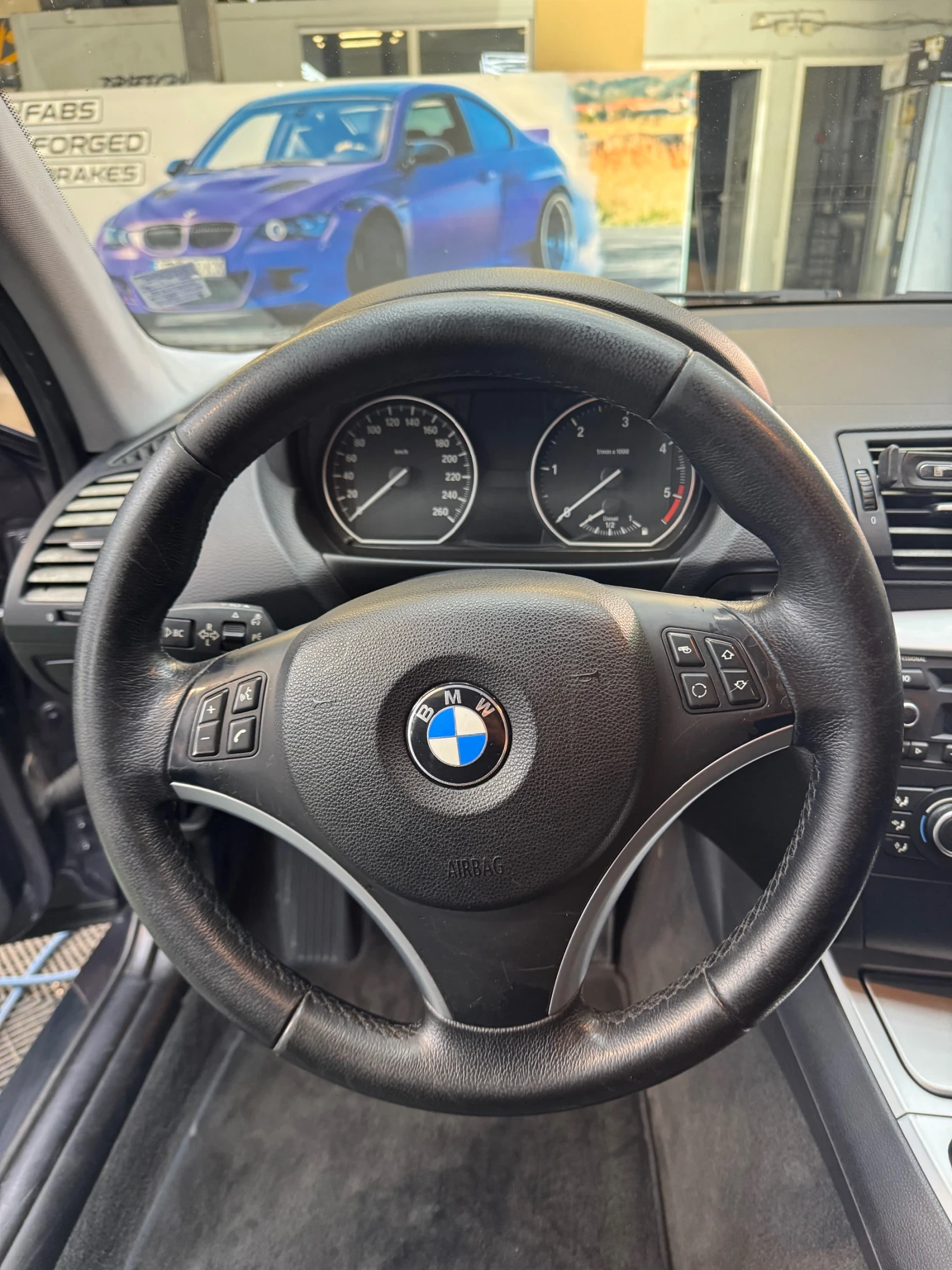 BMW 120 Facelift 177к.с Автомат ПЕРФЕКТНА!!!, снимка 9 - Автомобили и джипове - 54983459