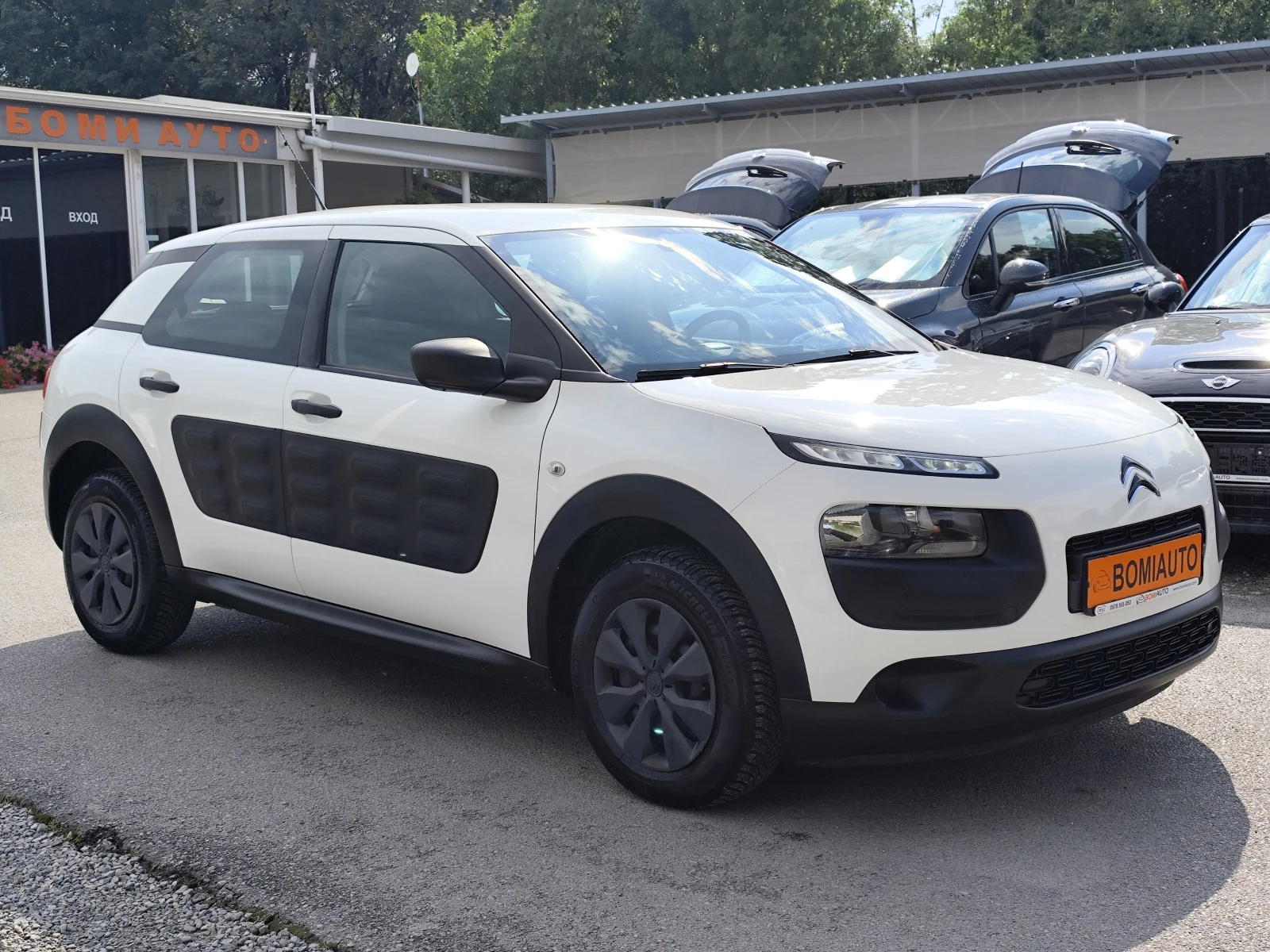 Citroen C4 Cactus 1.6HDi* EURO6B* LED* , снимка 3 - Автомобили и джипове - 55372022