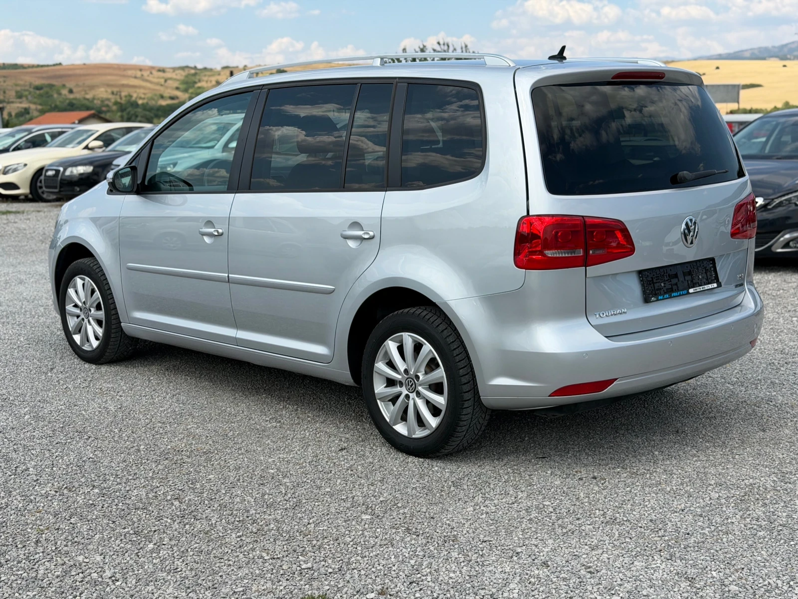 VW Touran 1.4TSI* BIFUEL* , снимка 6 - Автомобили и джипове - 55565137