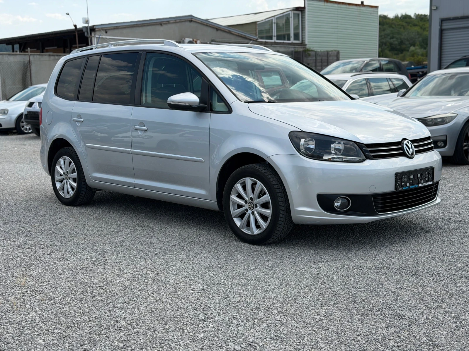VW Touran 1.4TSI* BIFUEL* , снимка 3 - Автомобили и джипове - 55565137