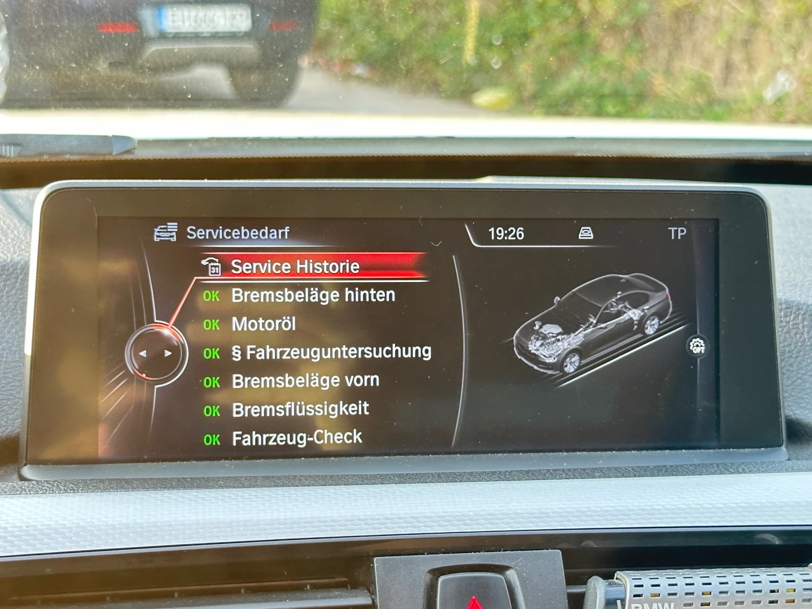 BMW 320, снимка 12 - Автомобили и джипове - 55646927