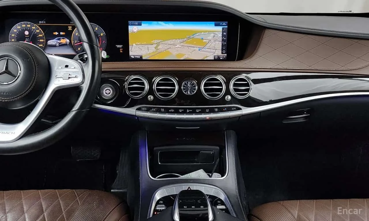 Mercedes-Benz Maybach S560 LONG /ОБДУХВАНЕ/ПАНОРАМА/ДИСТРОНИК/360, снимка 14 - Автомобили и джипове - 55684123