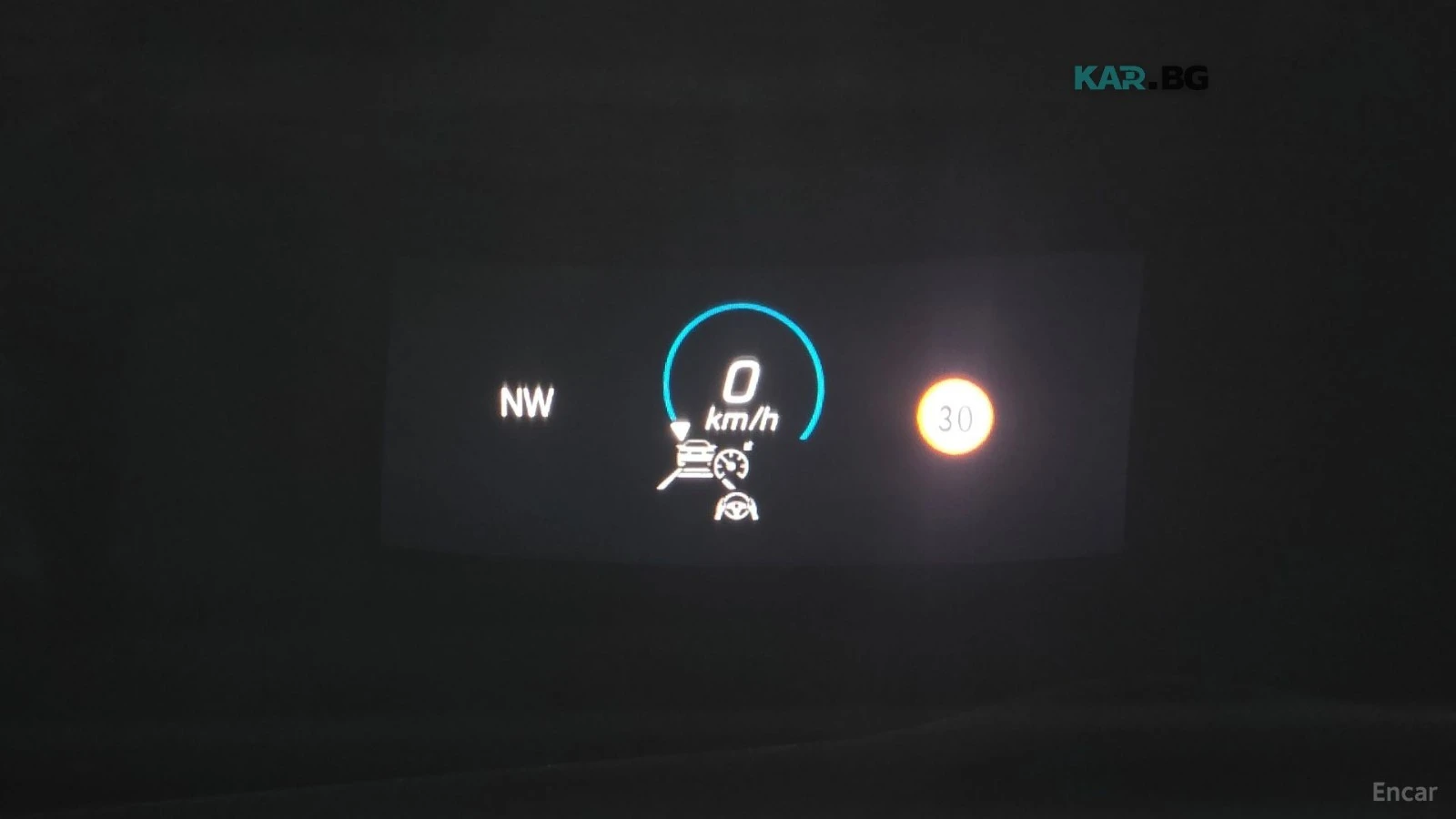 Mercedes-Benz E 220 4MATIC/AMG-LINE/DRIVE-ASSISTS/SUNROOF, снимка 13 - Автомобили и джипове - 55734888