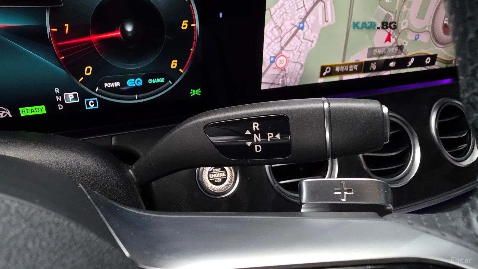 Mercedes-Benz E 220 4MATIC/AMG-LINE/DRIVE-ASSISTS/SUNROOF, снимка 9 - Автомобили и джипове - 55734888