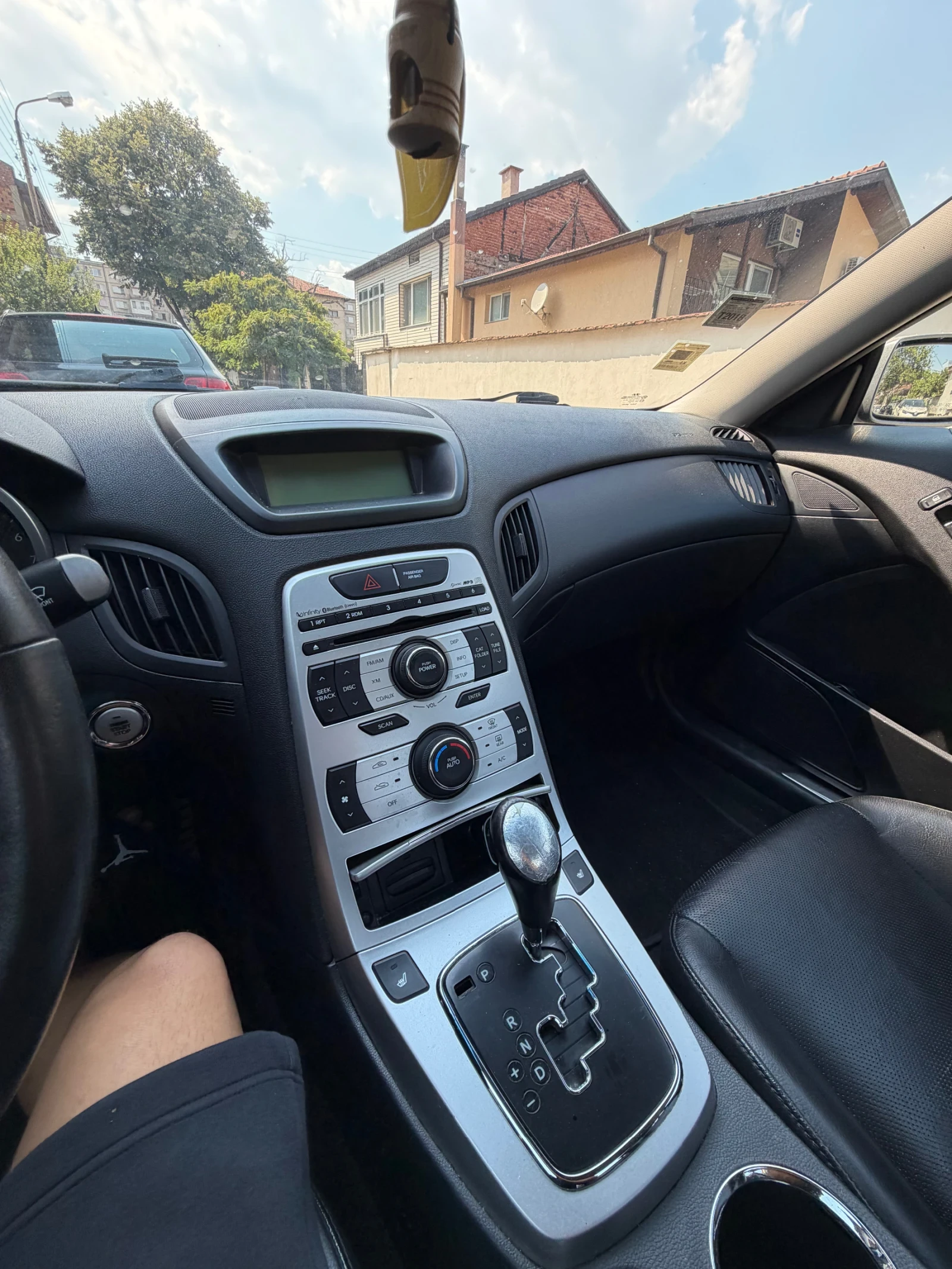 Hyundai Genesis R-Spec, снимка 4 - Автомобили и джипове - 55846491