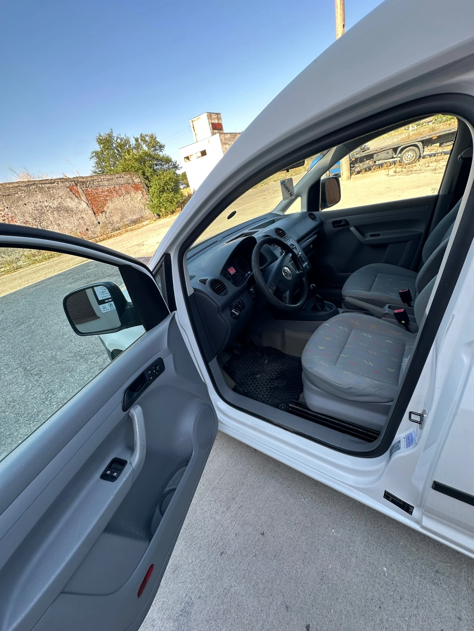 VW Caddy 2.0* КЛИМАТИК* , снимка 9 - Автомобили и джипове - 55882000