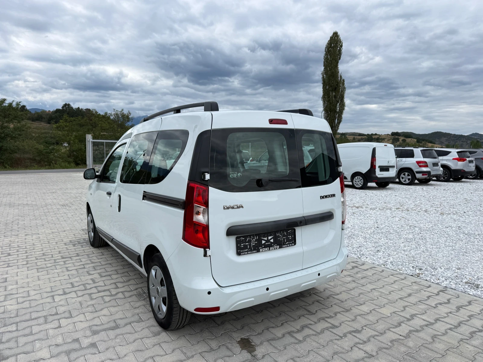 Dacia Dokker 1.6I , снимка 4 - Автомобили и джипове - 56165290