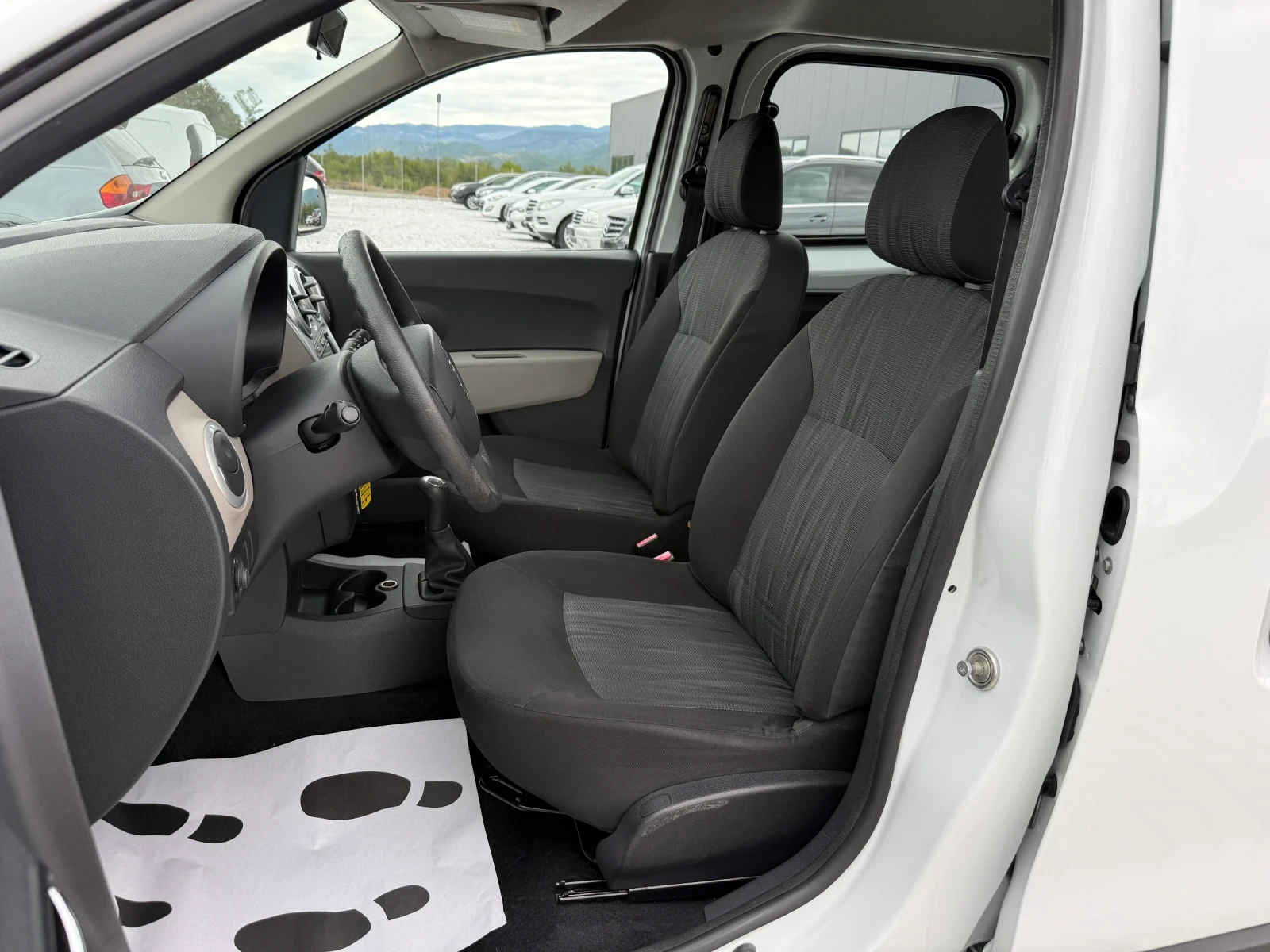 Dacia Dokker 1.6I , снимка 10 - Автомобили и джипове - 56165290