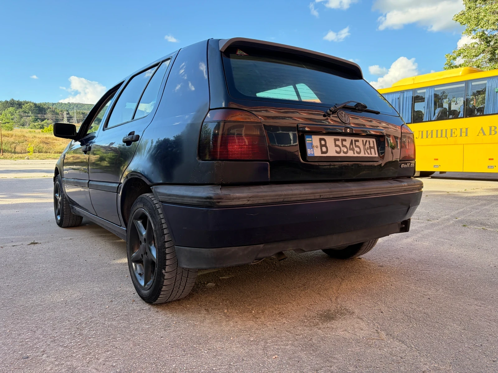 VW Golf 1.6mi, снимка 6 - Автомобили и джипове - 56233320