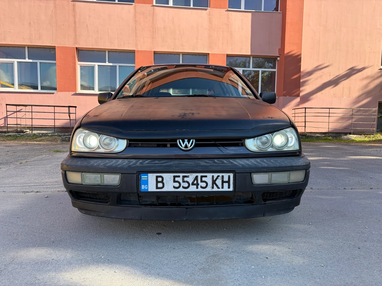 VW Golf 1.6mi, снимка 2 - Автомобили и джипове - 56233320