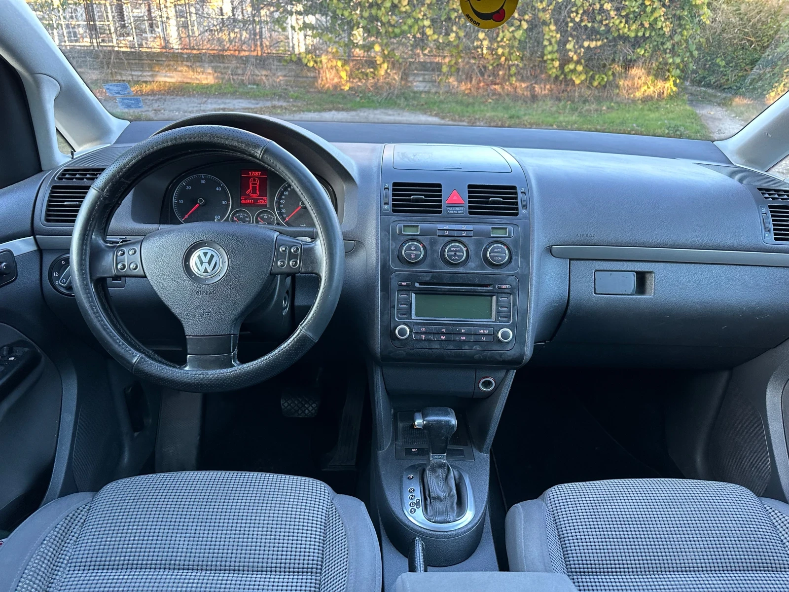 VW Touran 1.9TDI 105hp , снимка 9 - Автомобили и джипове - 56644749