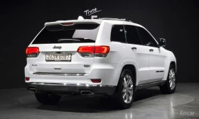 Jeep Grand cherokee SUMMIT* DISTRONIC* 360* ОБДУХ* ПОДГРЕВ* KEYLESS, снимка 3