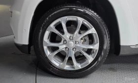 Jeep Grand cherokee SUMMIT* DISTRONIC* 360* ОБДУХ* ПОДГРЕВ* KEYLESS, снимка 5