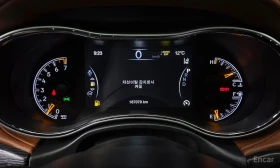 Jeep Grand cherokee SUMMIT* DISTRONIC* 360* ОБДУХ* ПОДГРЕВ* KEYLESS, снимка 14