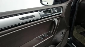 VW Touareg V6 3.0TDI* КОЖА* ПОДГРЕВ, снимка 11
