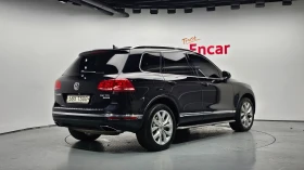 VW Touareg V6 3.0TDI* КОЖА* ПОДГРЕВ, снимка 2