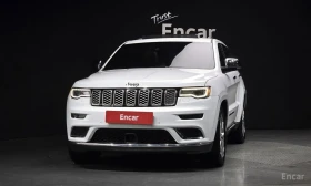 Jeep Grand cherokee SUMMIT* DISTRONIC* 360* ОБДУХ* ПОДГРЕВ* KEYLESS - 17750 € / 34715.98 лв. - 39611314 2