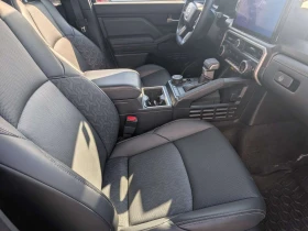 Toyota Tacoma Hybrid LIMITED, 4X4, CUIR, TOIT,  | Auto.bg — изображение 8