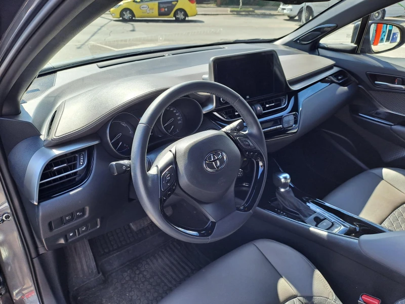 Toyota C-HR 2.0 CLASSY FULL HYBRID, снимка 11 - Автомобили и джипове - 46993575