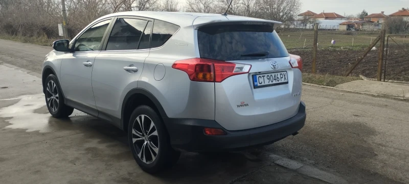 Toyota Rav4, снимка 5 - Автомобили и джипове - 48647337