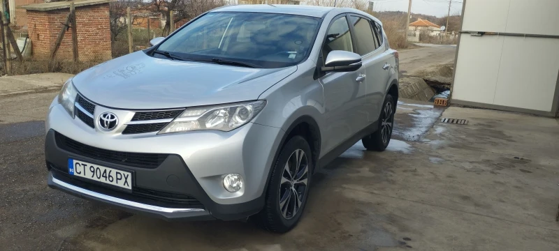 Toyota Rav4, снимка 3 - Автомобили и джипове - 48647337