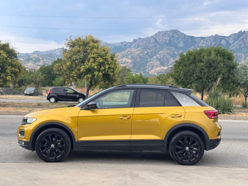 VW T-Roc 1.5TSI DSG ACT * MATRIX* VIRTUAL* DISTRONIC* KEYLE, снимка 2 - Автомобили и джипове - 51051510