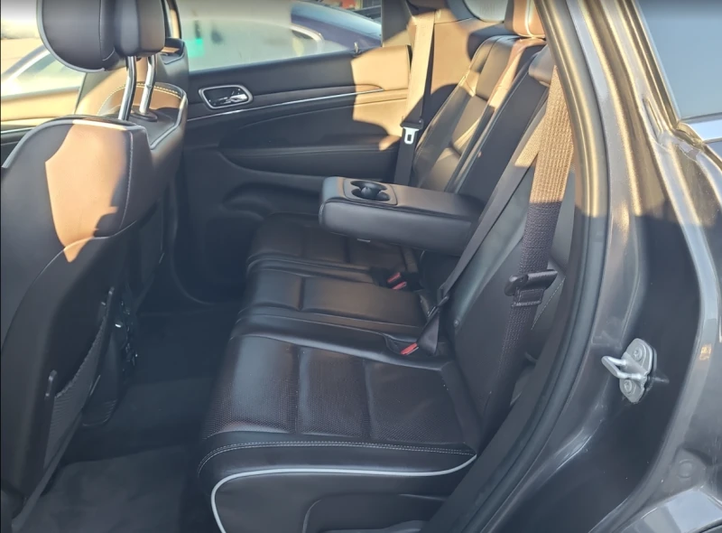 Jeep Grand cherokee OVERLAND, снимка 10 - Автомобили и джипове - 52666925