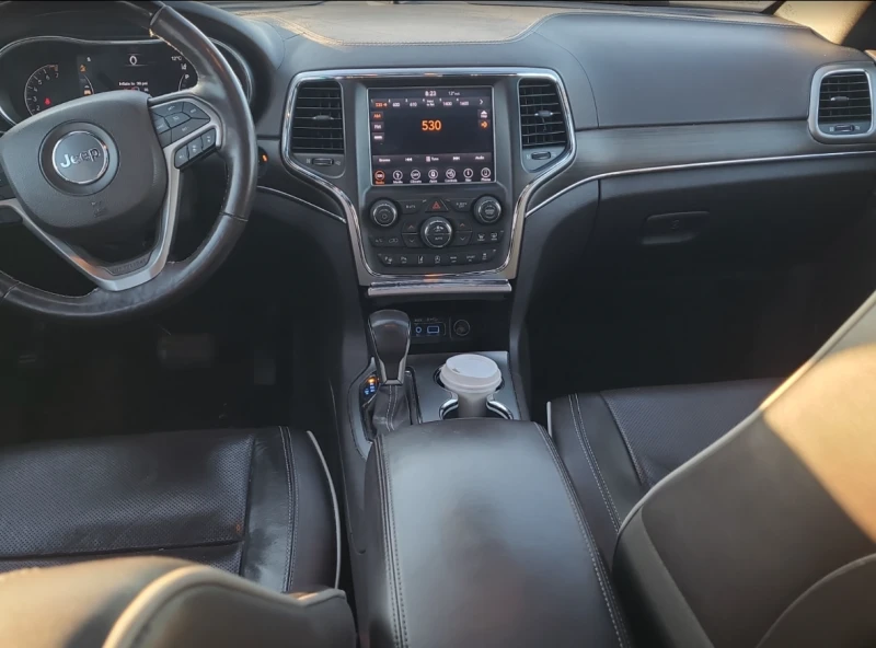 Jeep Grand cherokee OVERLAND, снимка 8 - Автомобили и джипове - 52666925