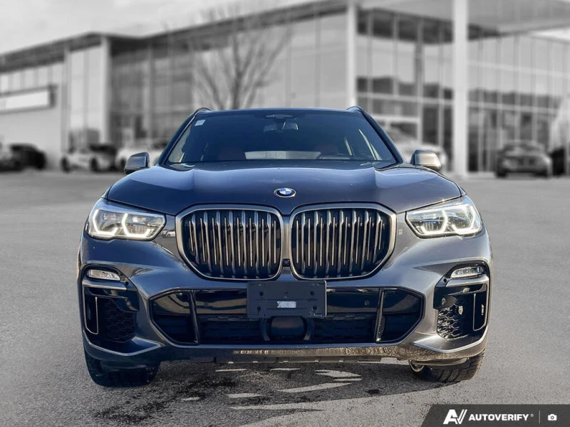 BMW X5 M50i/xDrive/360/SWAROVSKI/FULL, снимка 2 - Автомобили и джипове - 52735314