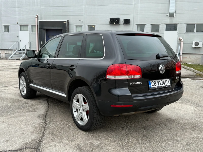 VW Touareg, снимка 3 - Автомобили и джипове - 53392009