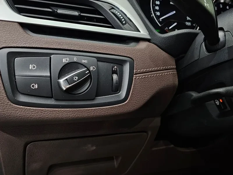 BMW X1 I M Sports, снимка 8 - Автомобили и джипове - 56162872